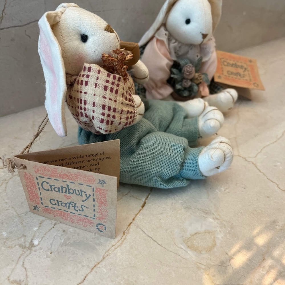 Cranberry Crafts bunnies - Picture 3 of 6